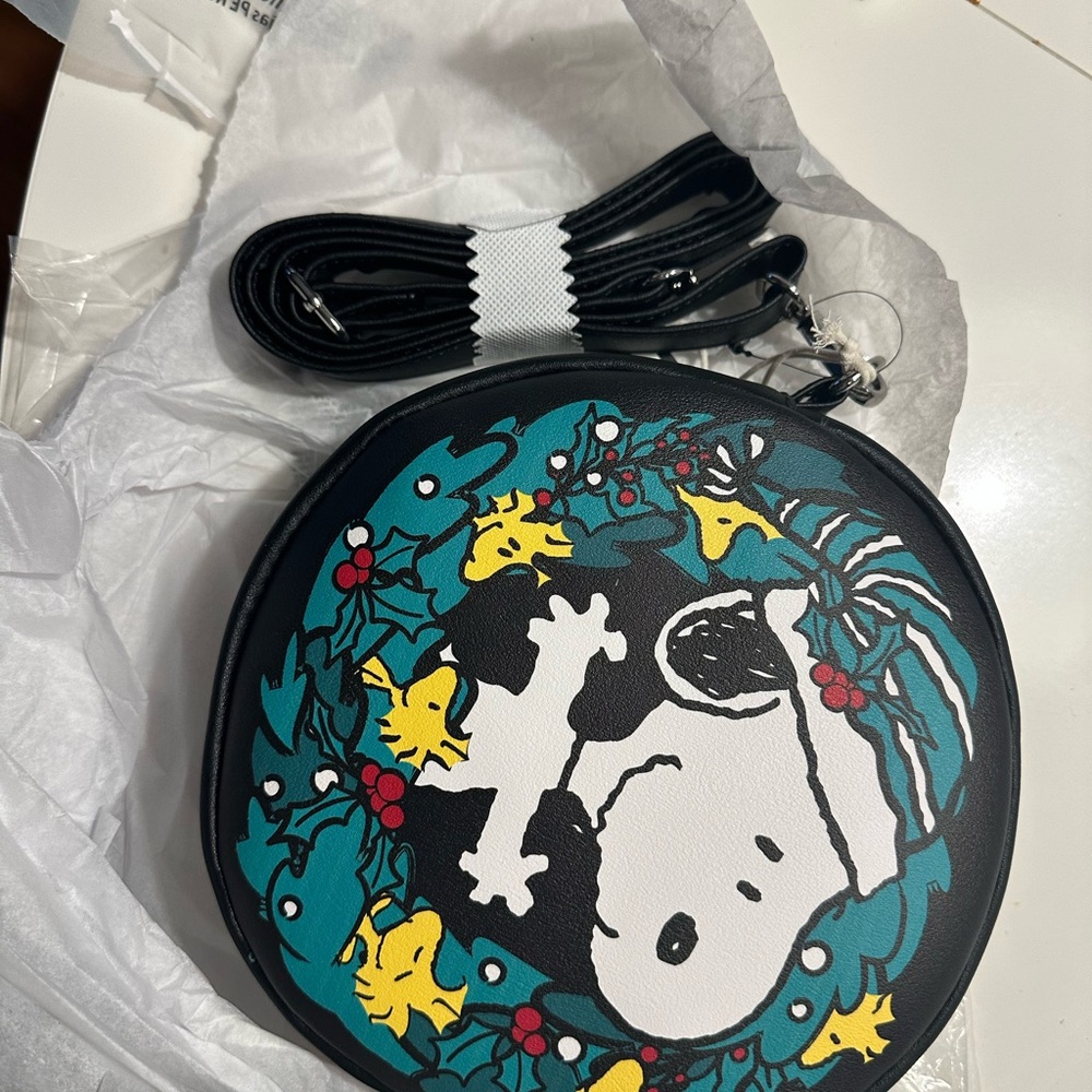 Loungefly Black and Teal Snoopy Crossbody Bag - Picture 2 of 7
